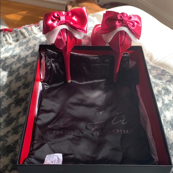 Por La Victoire Pink Satin platforms - Picture 14 of 16